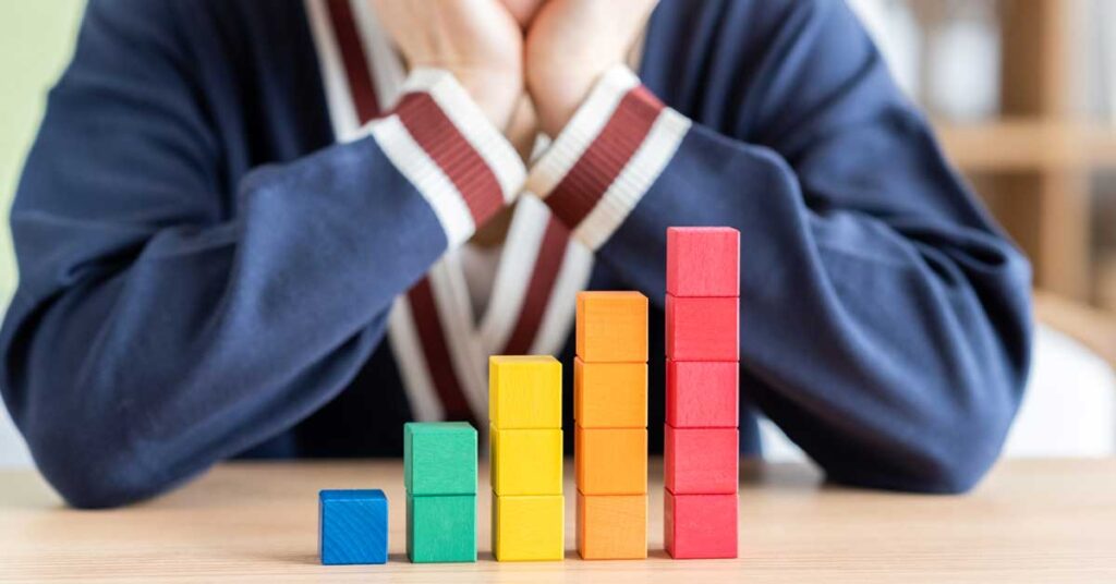 つみたてNISAに落とし穴はある？メリット・デメリット